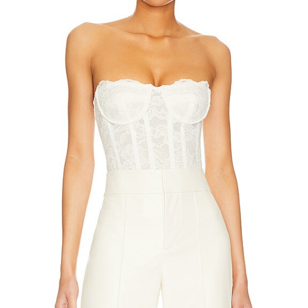 Elegant White Lace Bustier Top